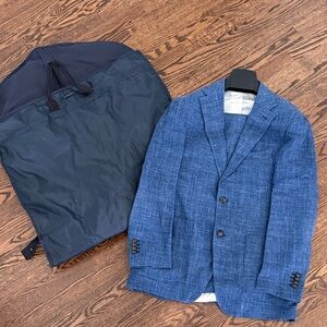 Suitsupply Textured Blue Suit